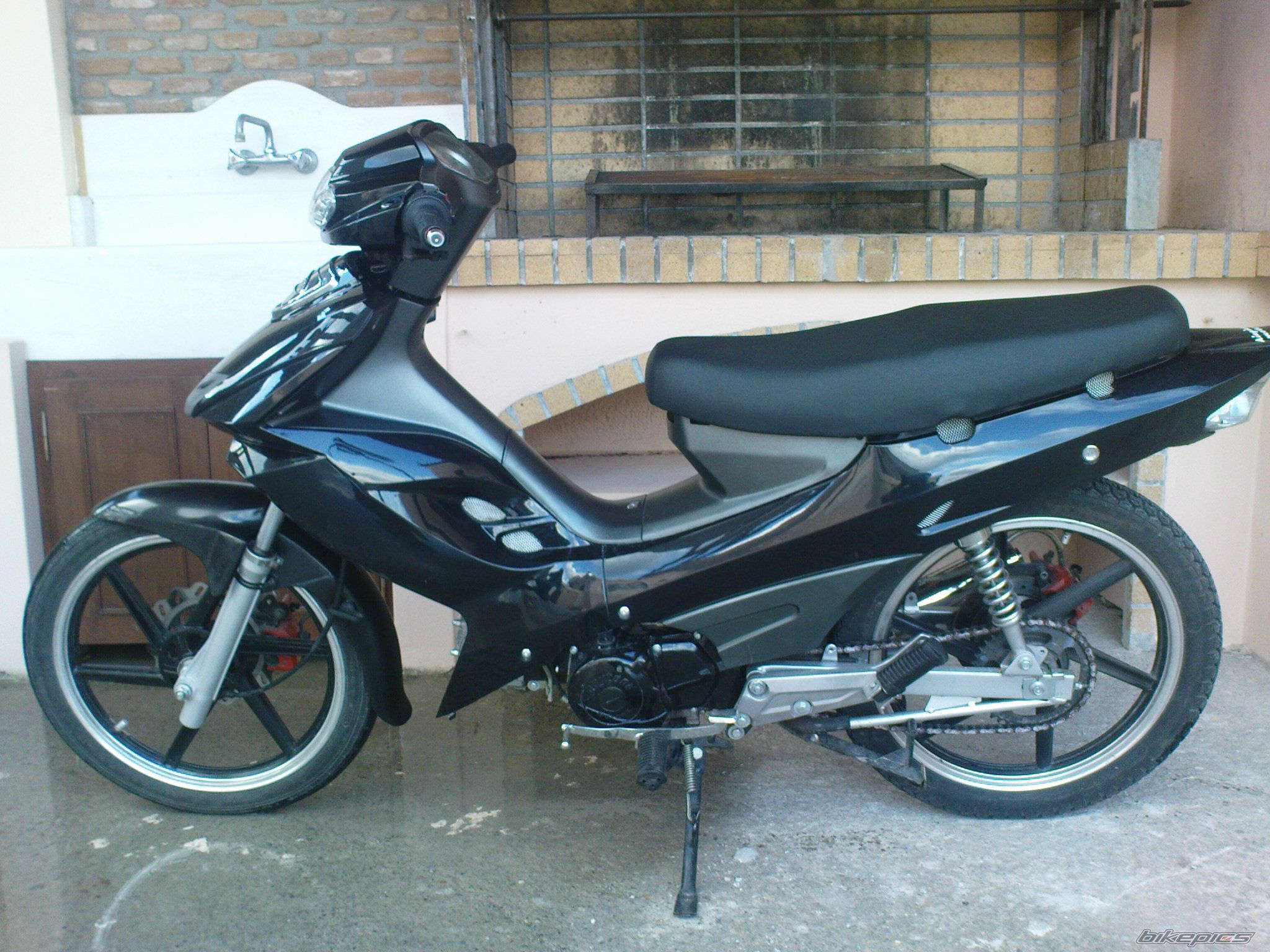 Bike Photo 1563379