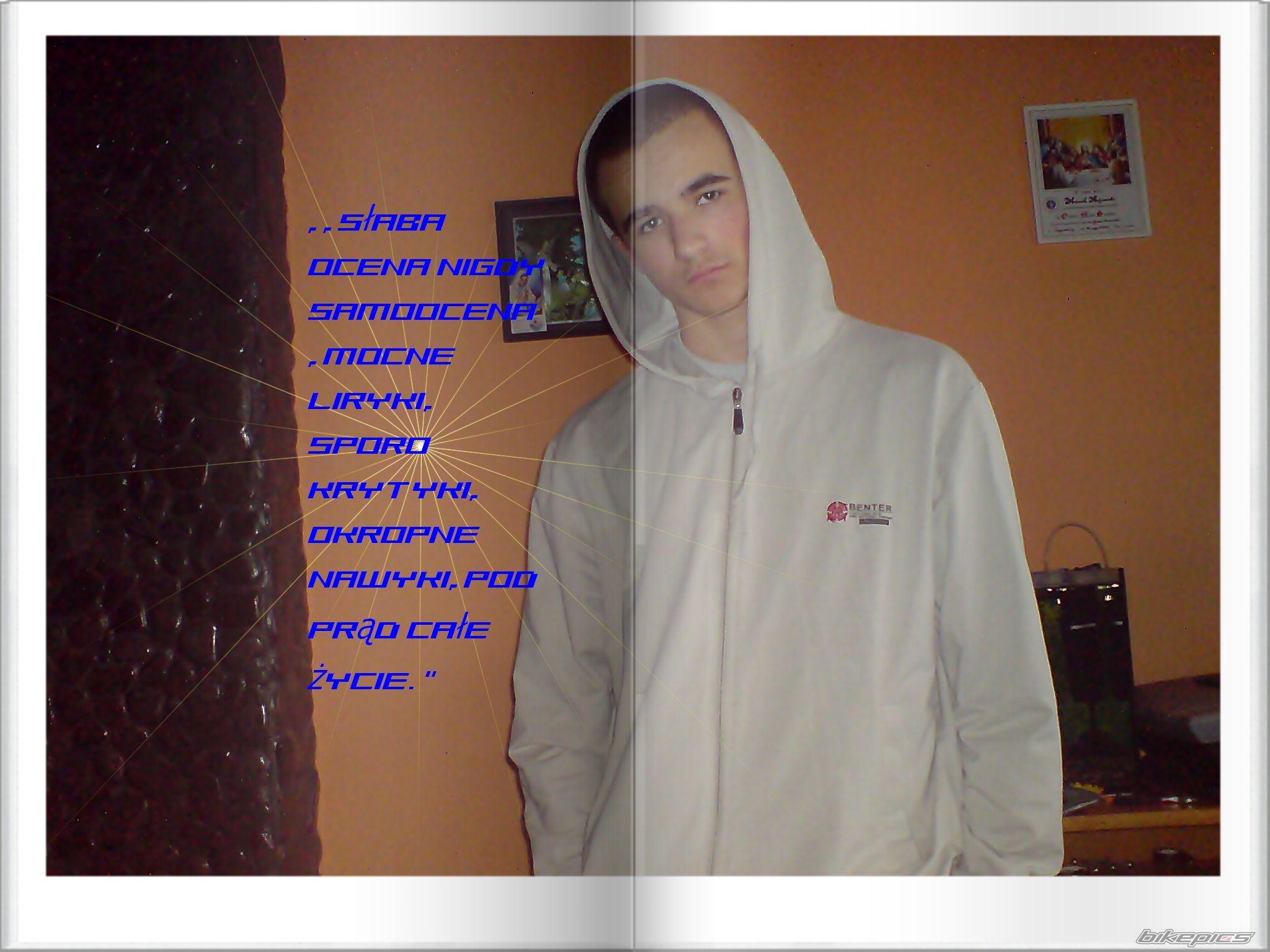 Photo 1563431