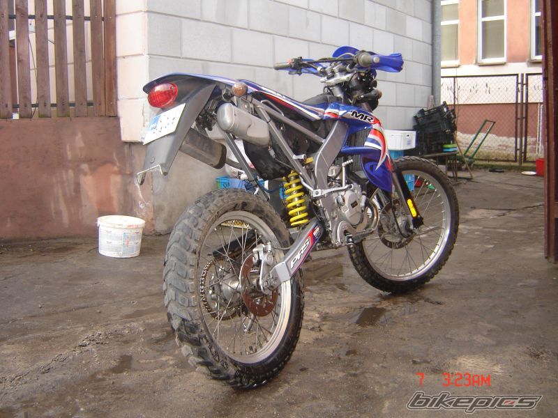 Photo 1563498