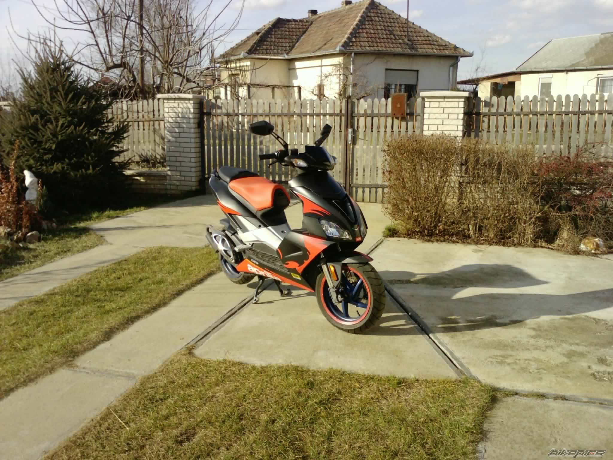Photo 1563625