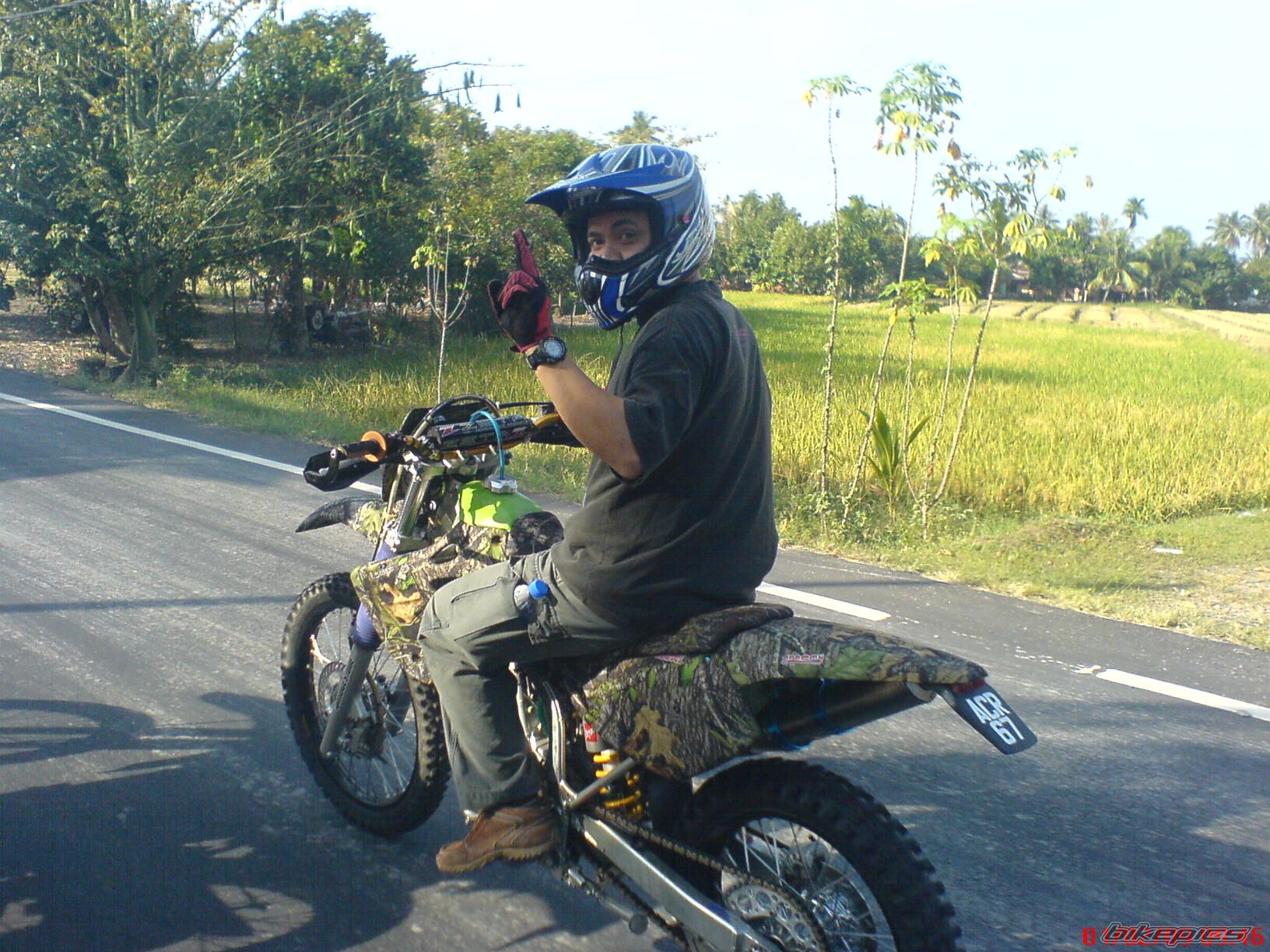 Photo 1563649