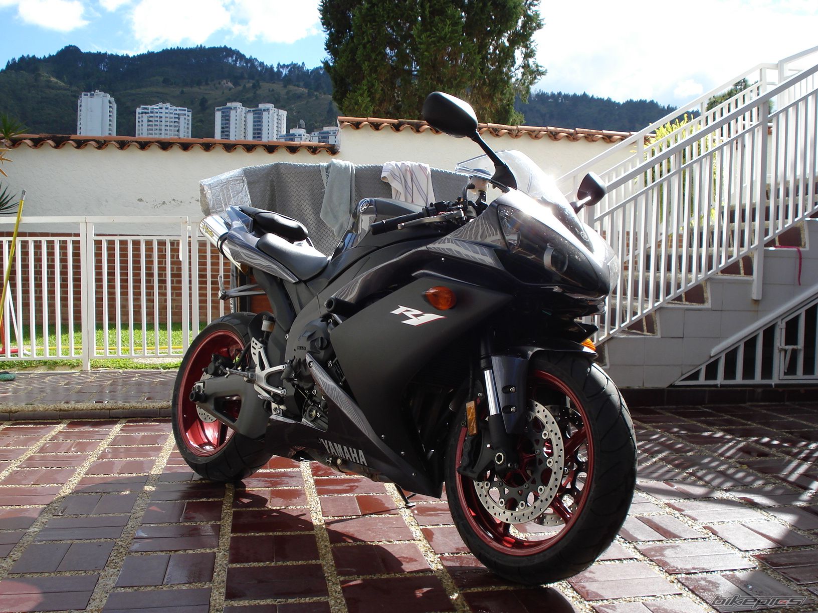 Bike Photo 1563680