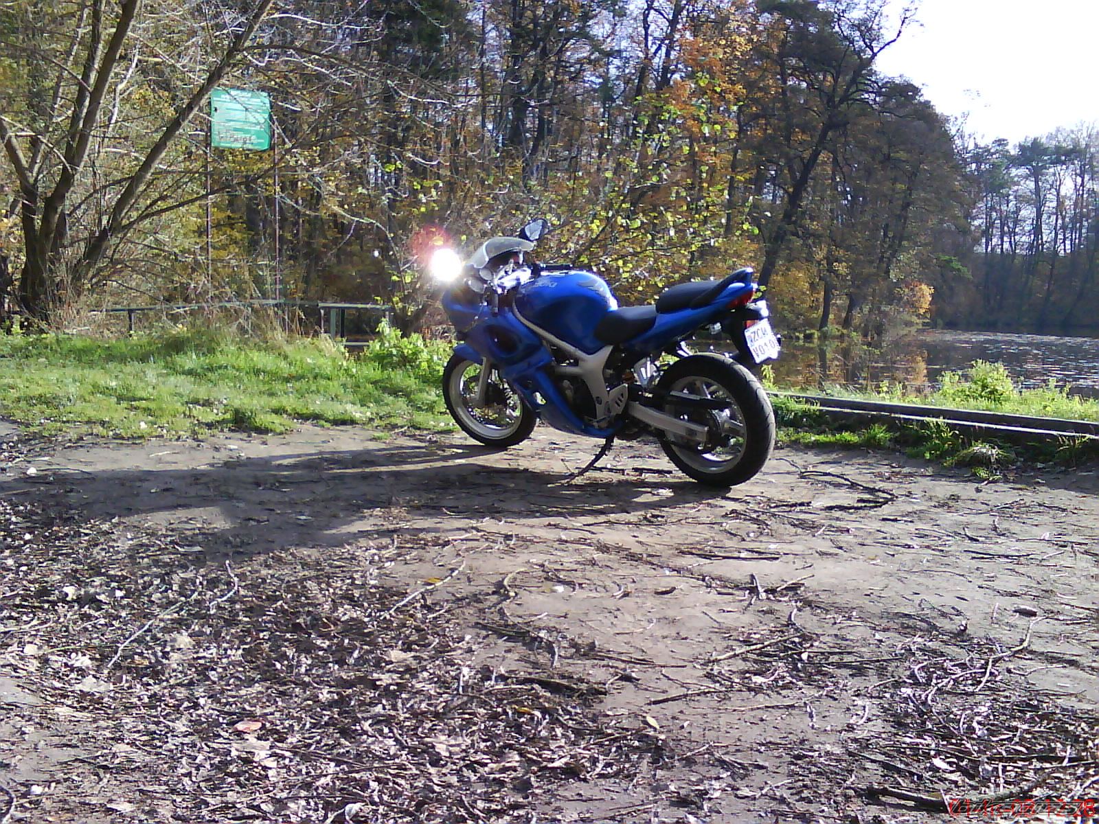 Photo 1563735