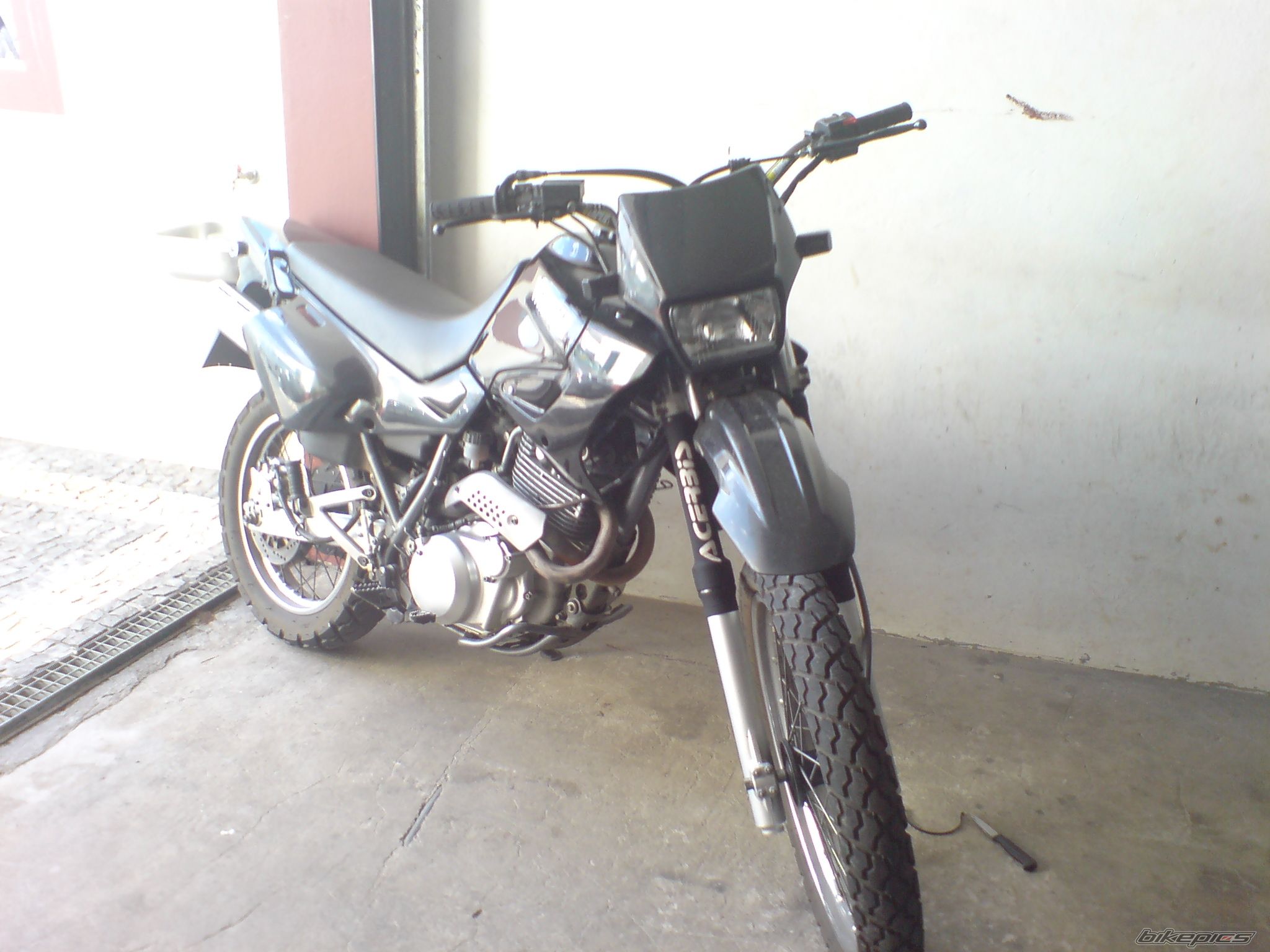 Photo 1563812