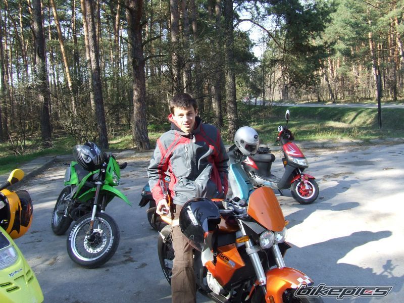 Bike Photo 1563863