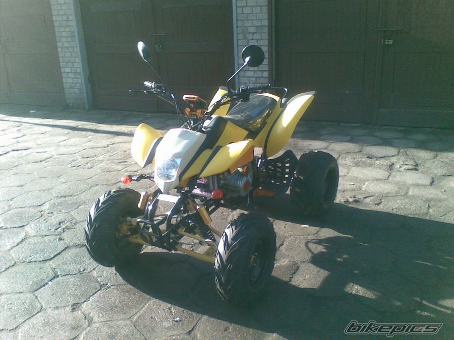Photo 1563893