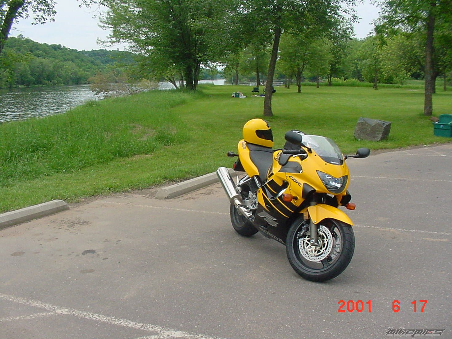 Photo 1564043
