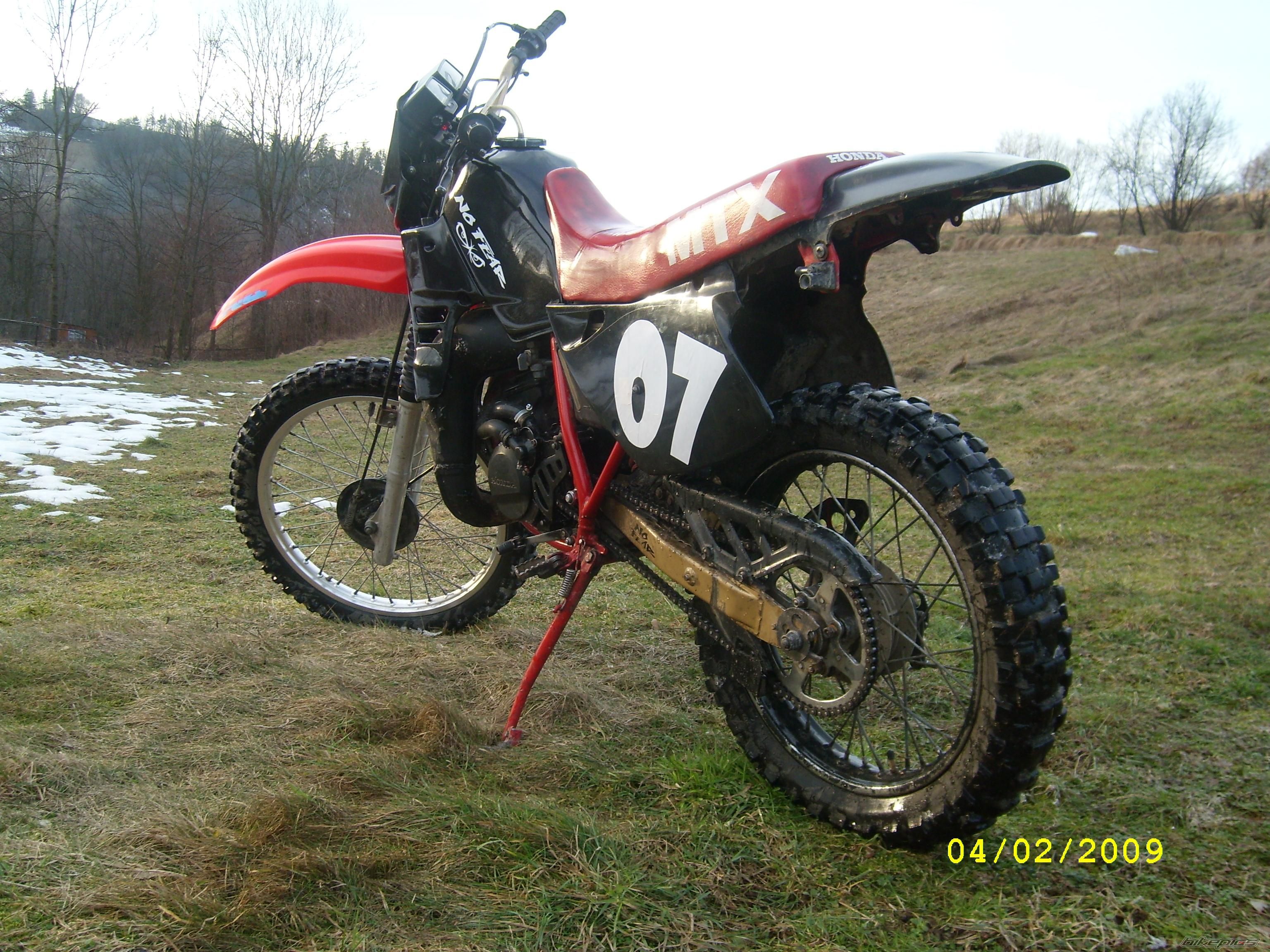 Photo 1564103