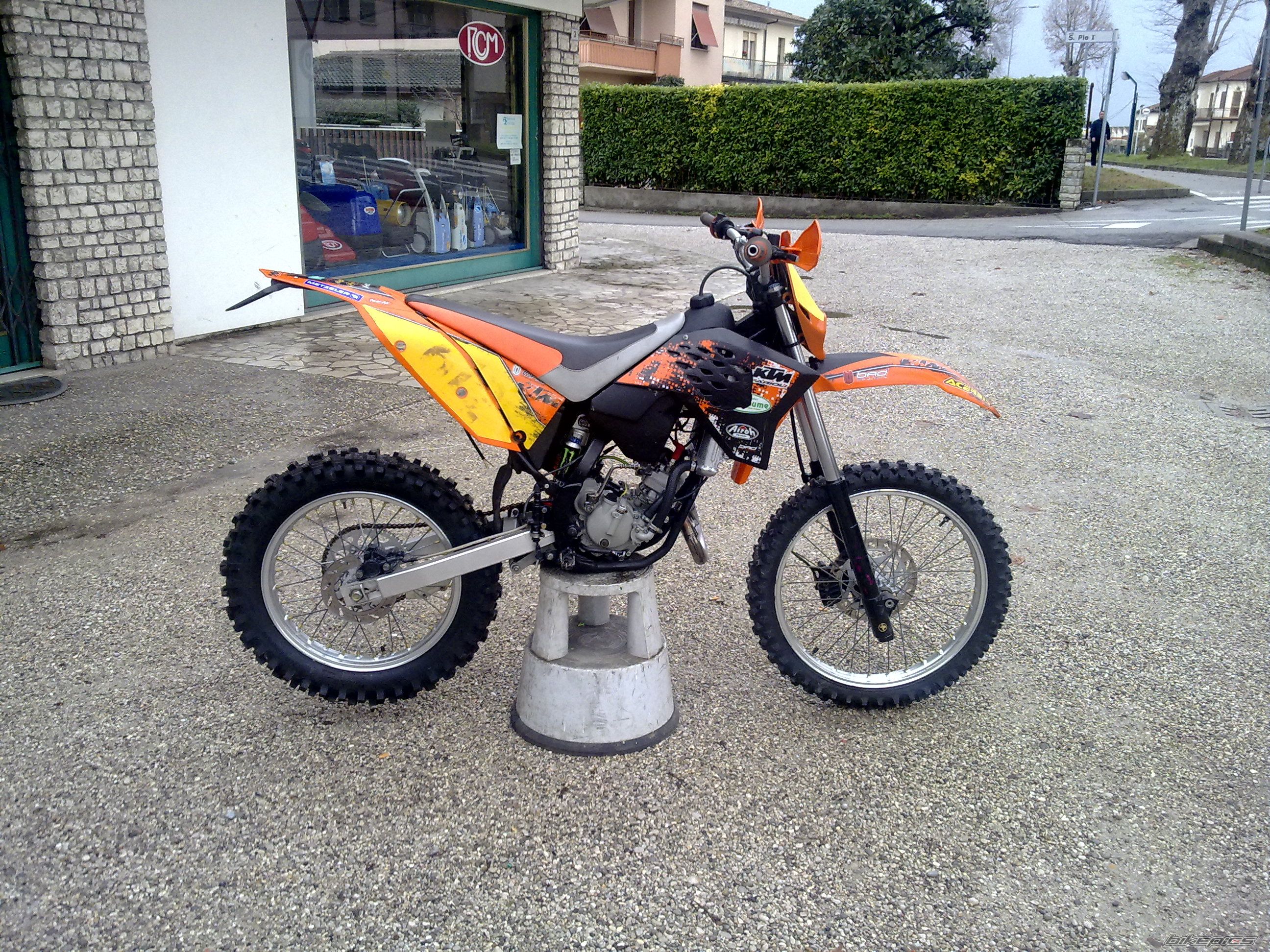 Photo 1564593