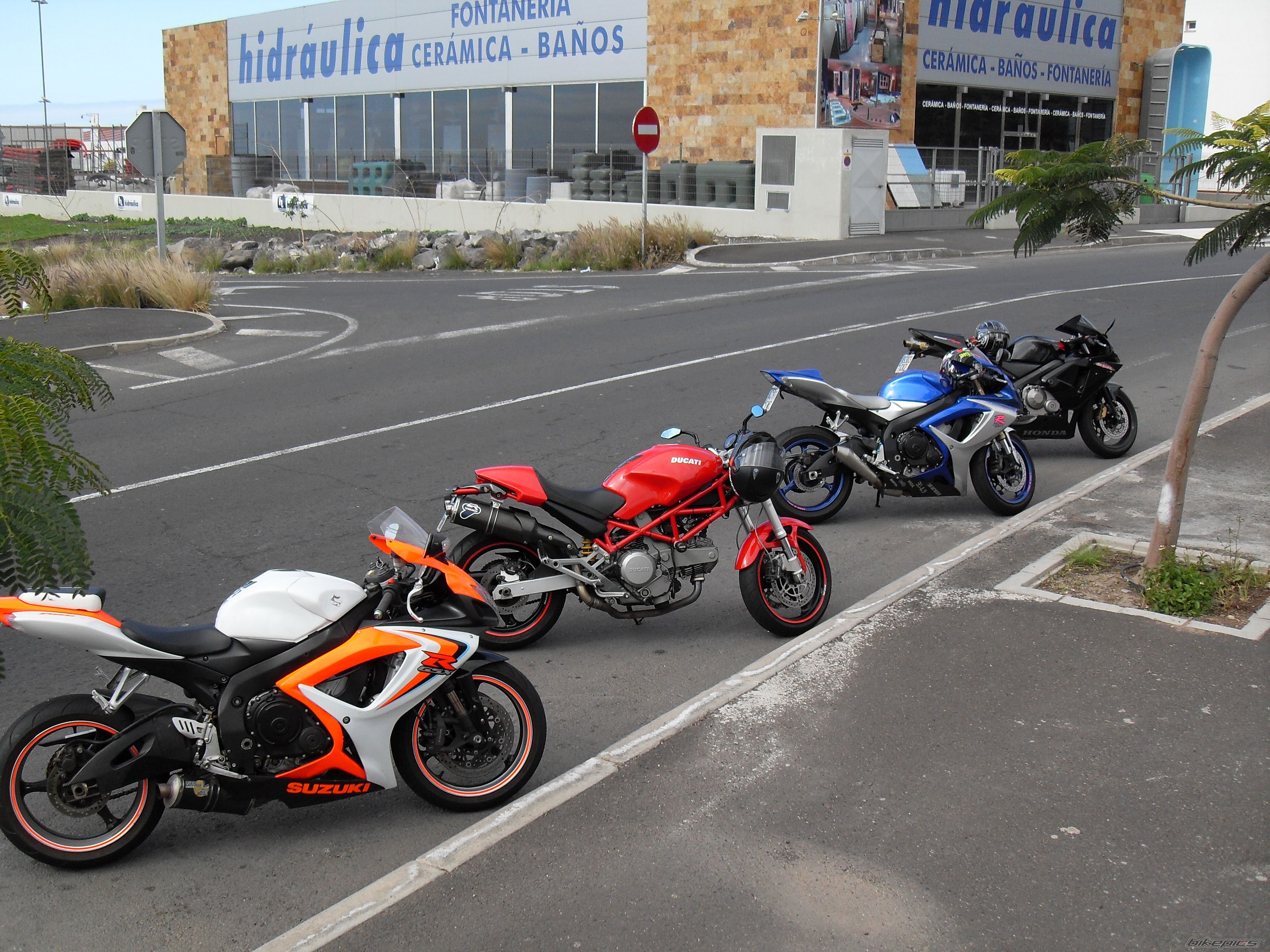 Bike Photo 1564755
