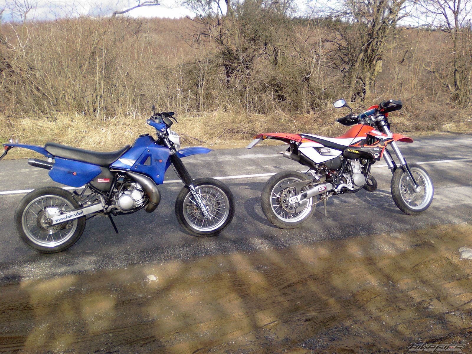 Photo 1564812