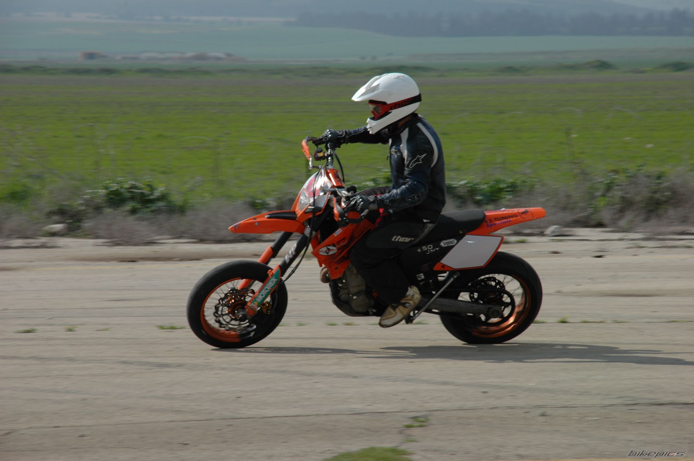 Bike Photo 1565165
