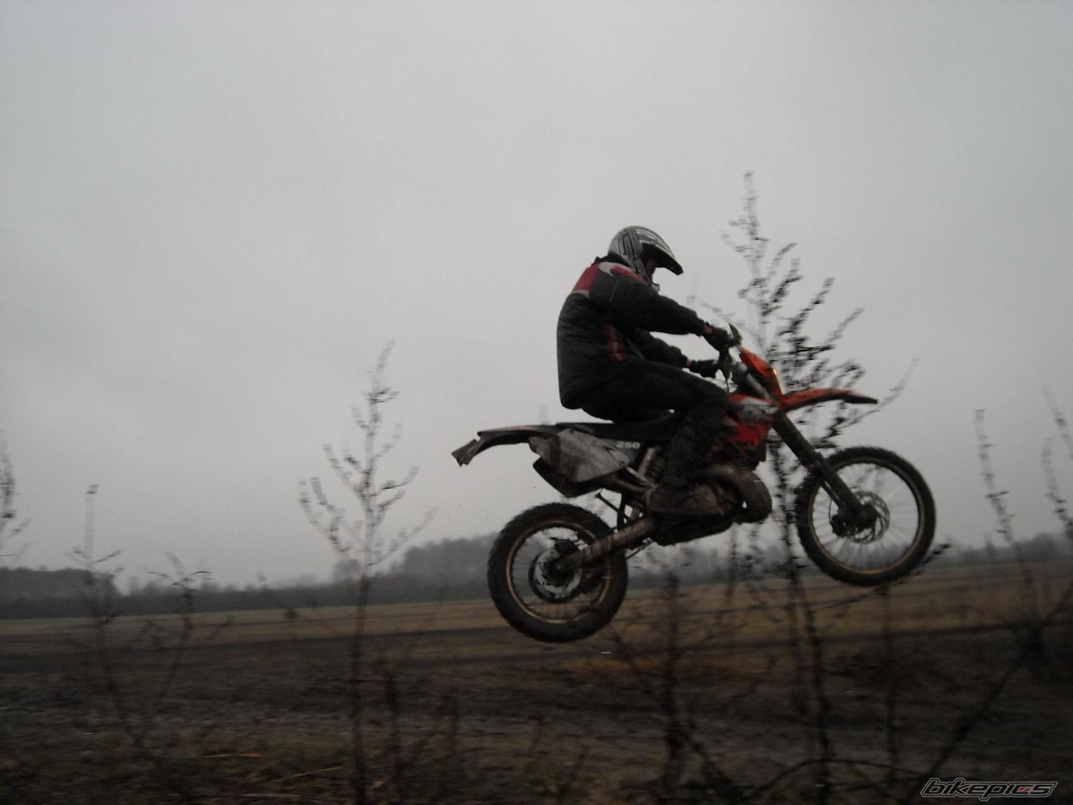 Bike Photo 1565856