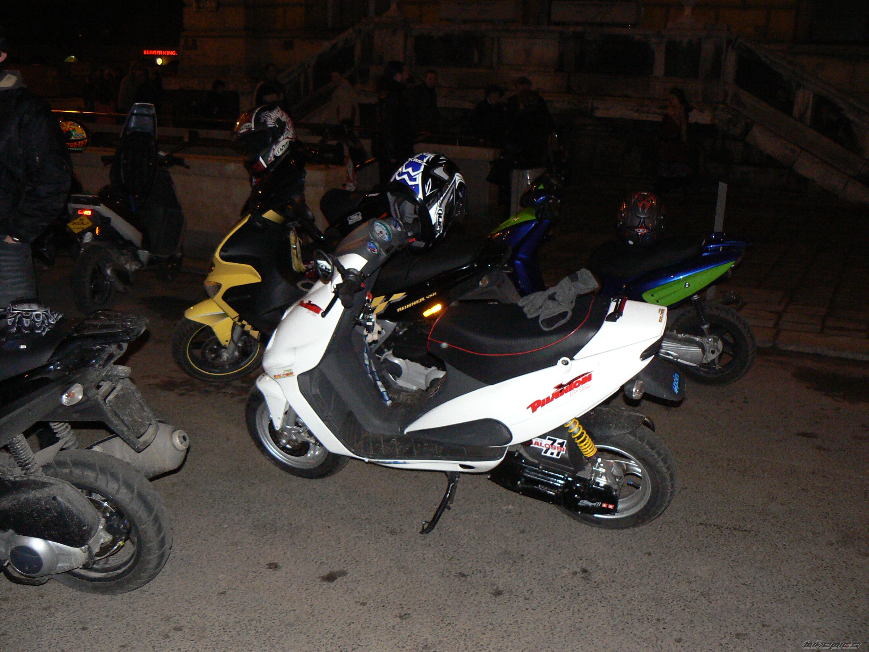 Photo 1565891