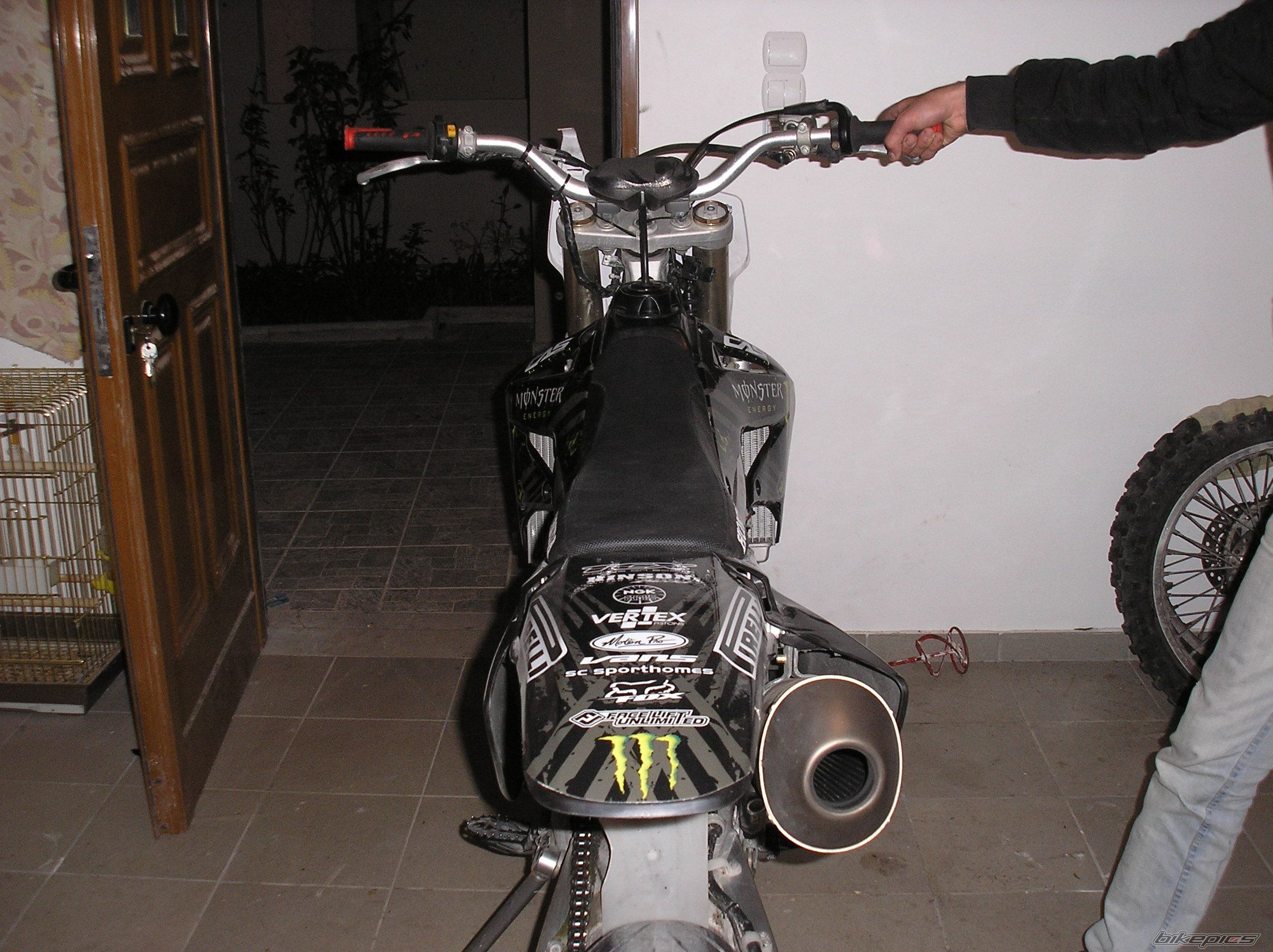 Photo 1565953