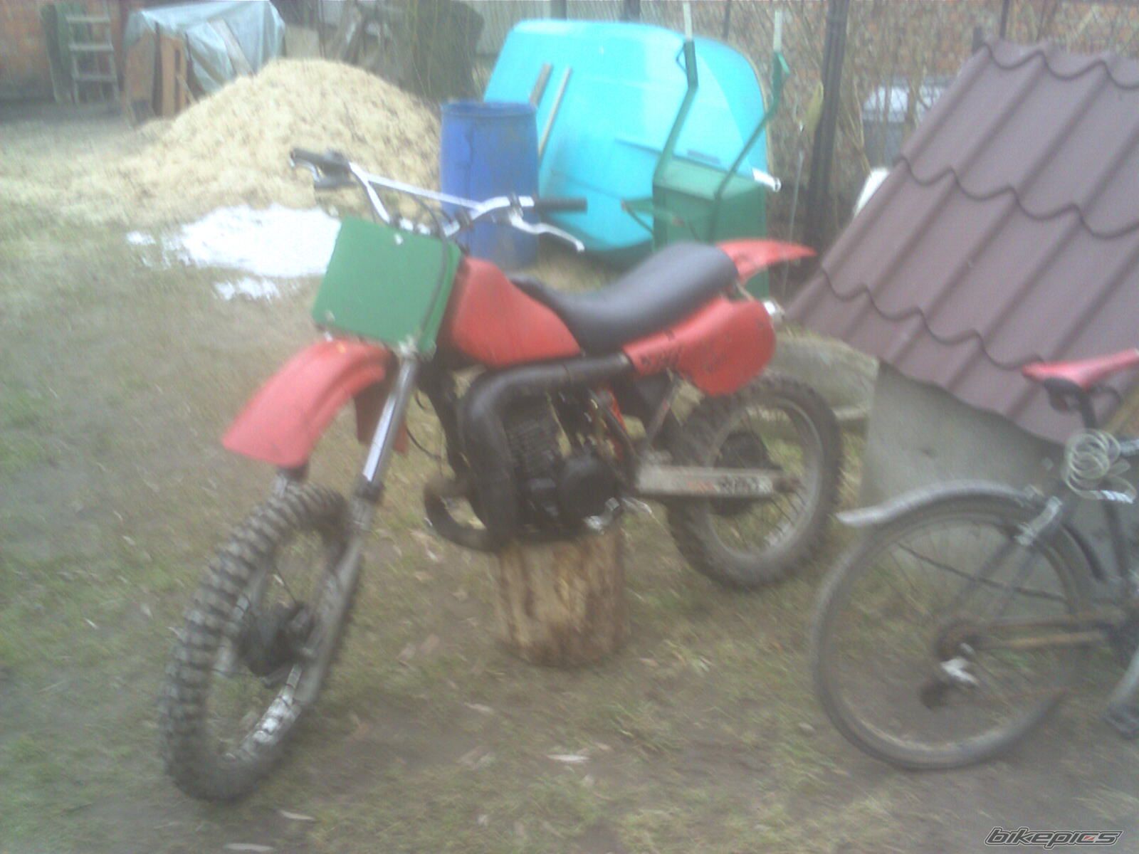 Photo 1566303