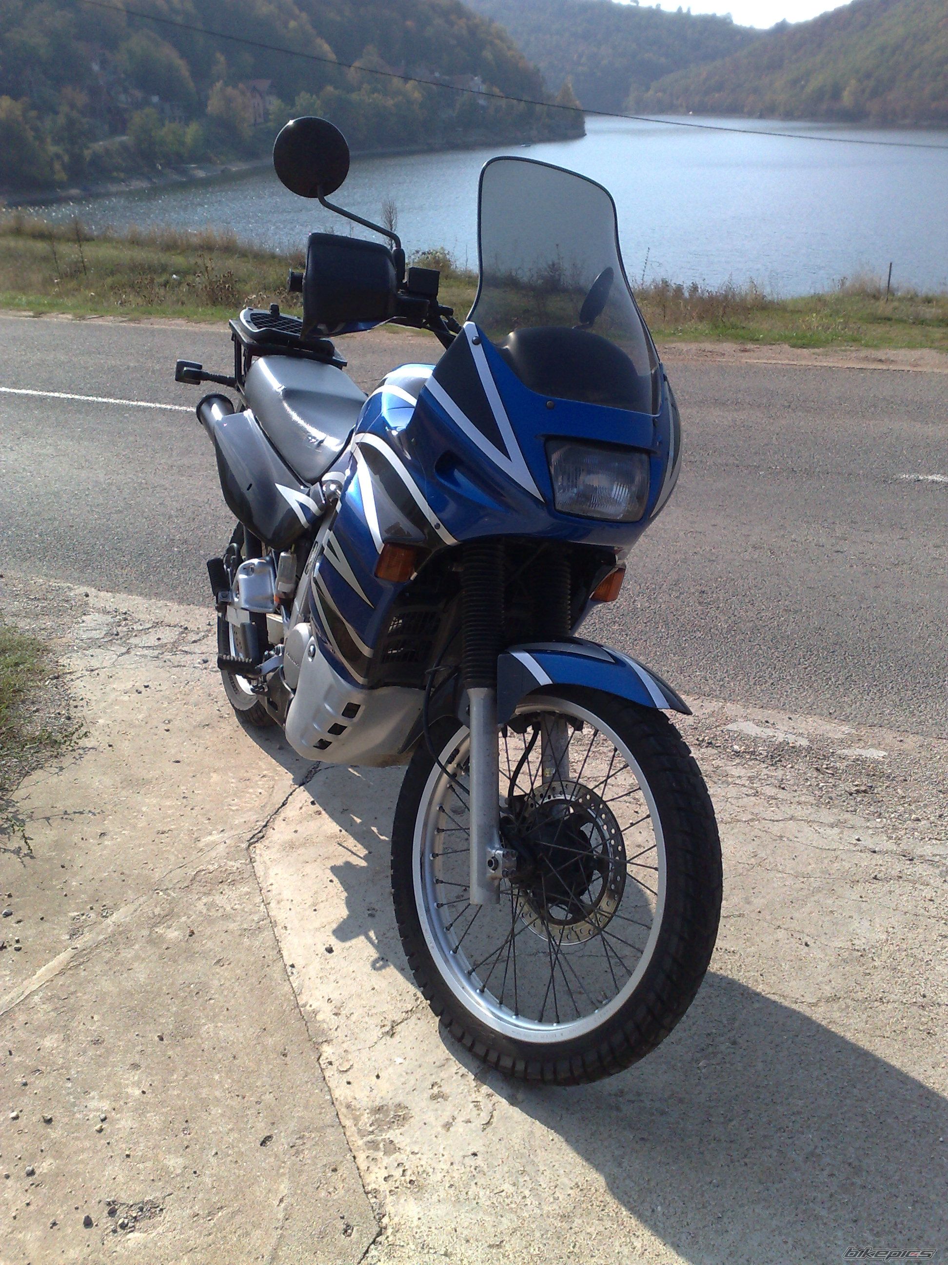 Photo 1566357