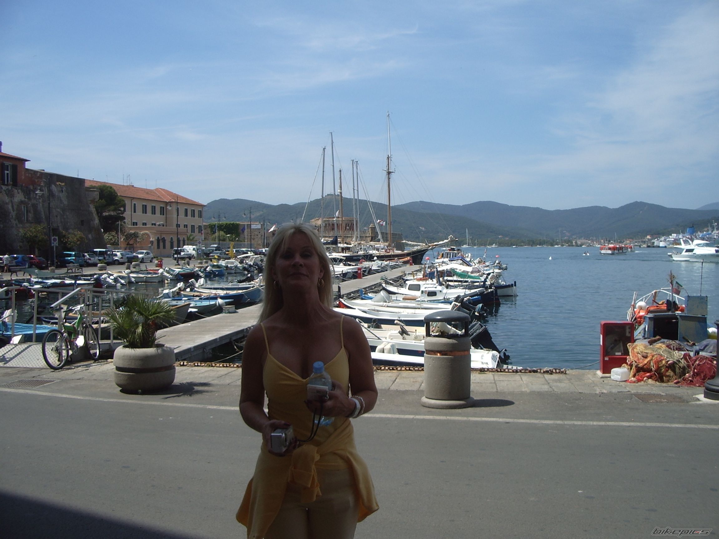 Photo 1566720