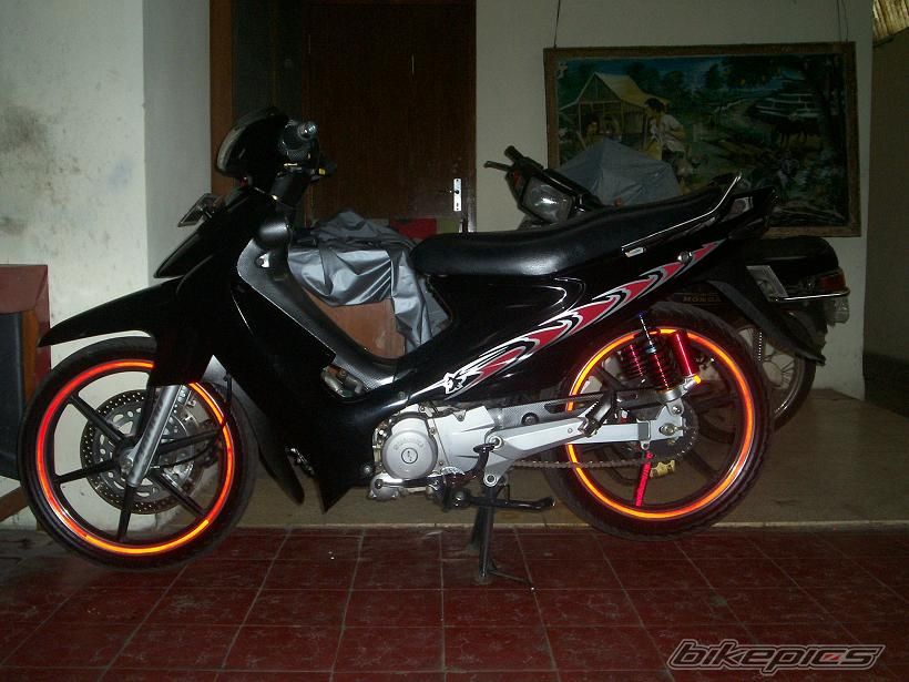 Photo 1566779