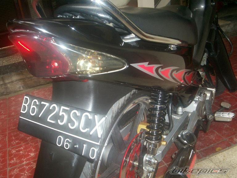 Photo 1566785