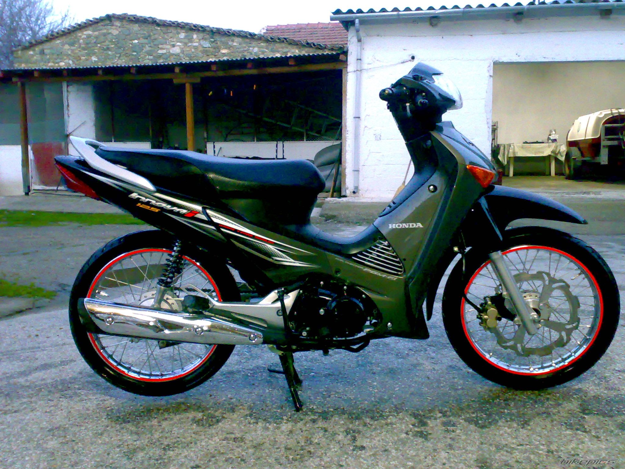 Photo 1566831
