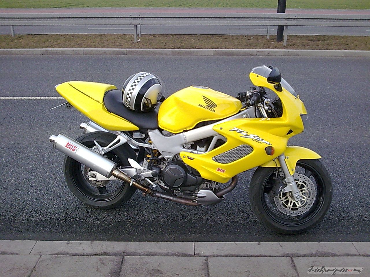 Photo 1567354