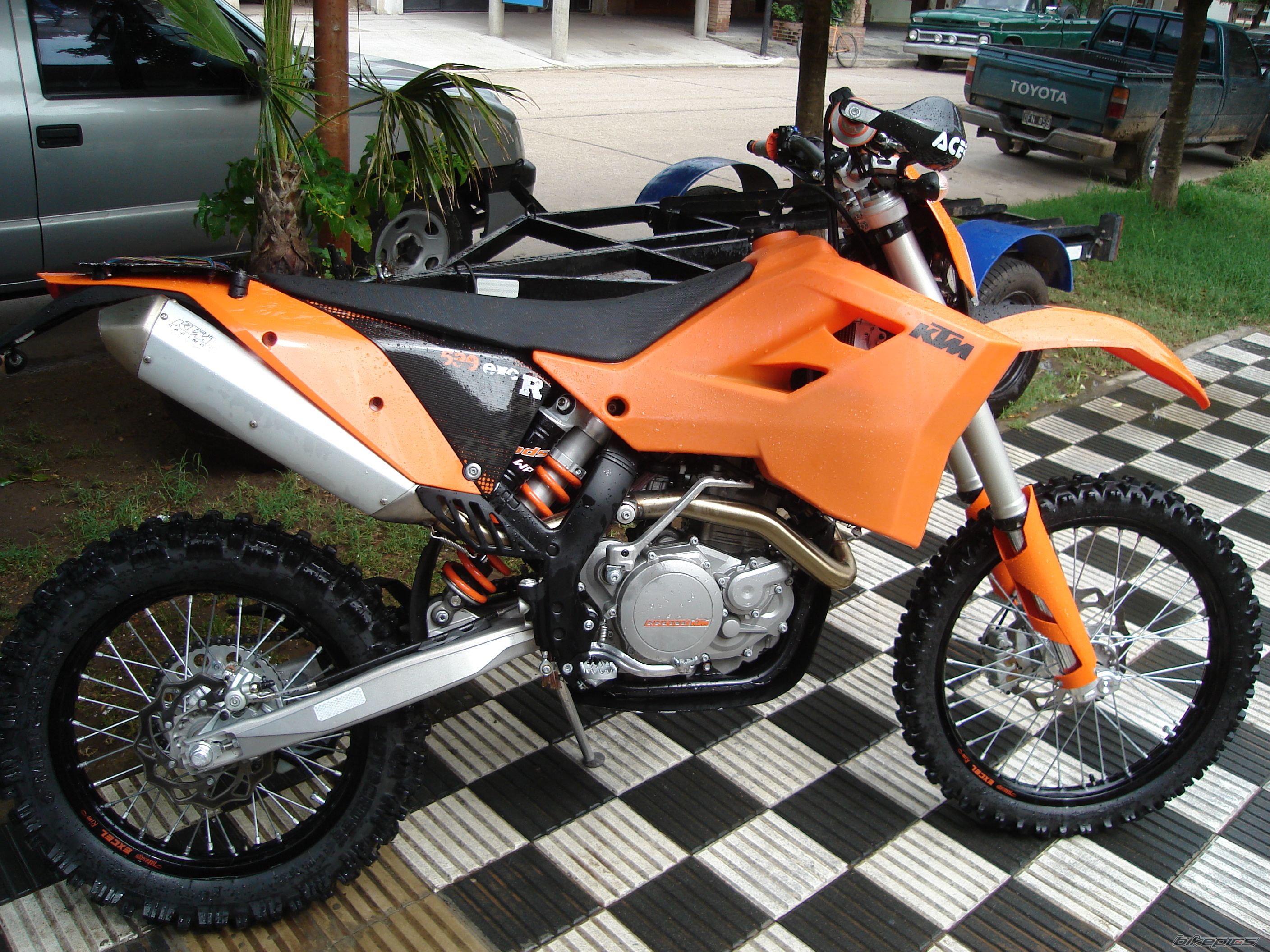 Bike Photo 1567838