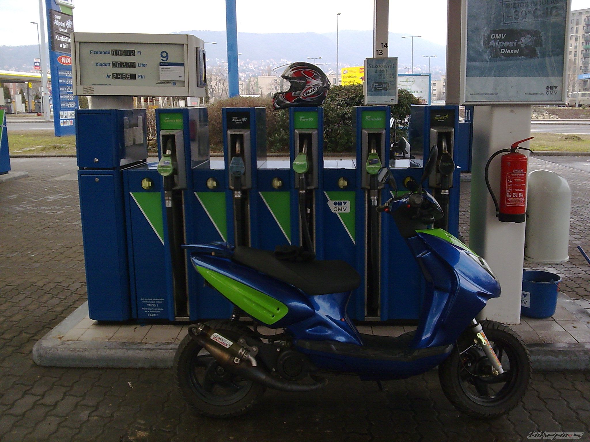 Photo 1568254
