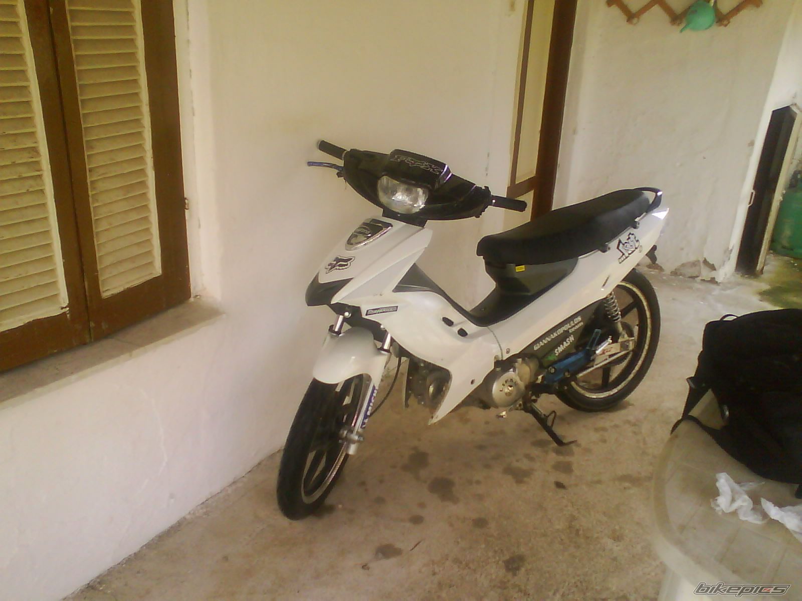 Photo 1568351