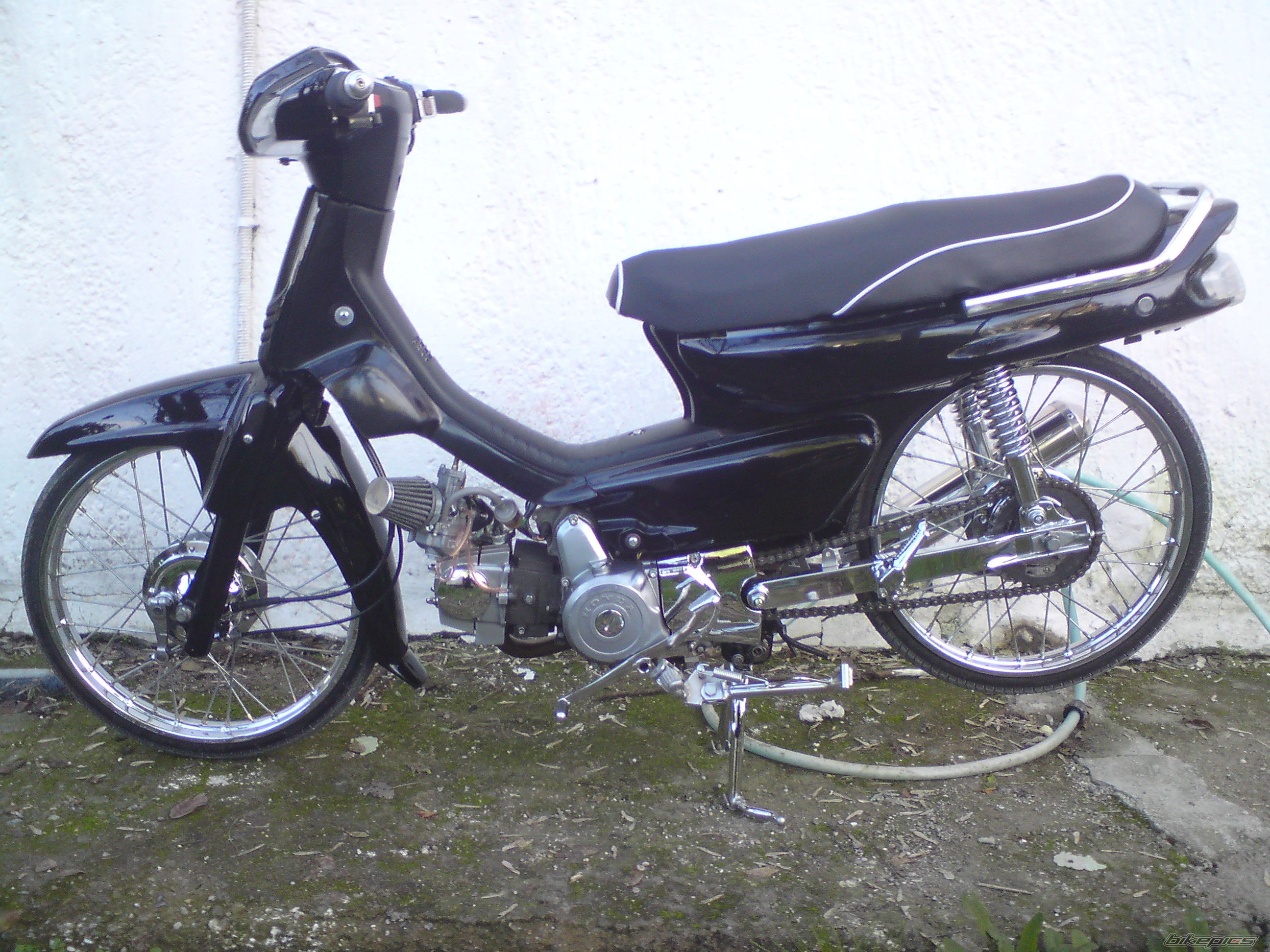 Photo 1568543