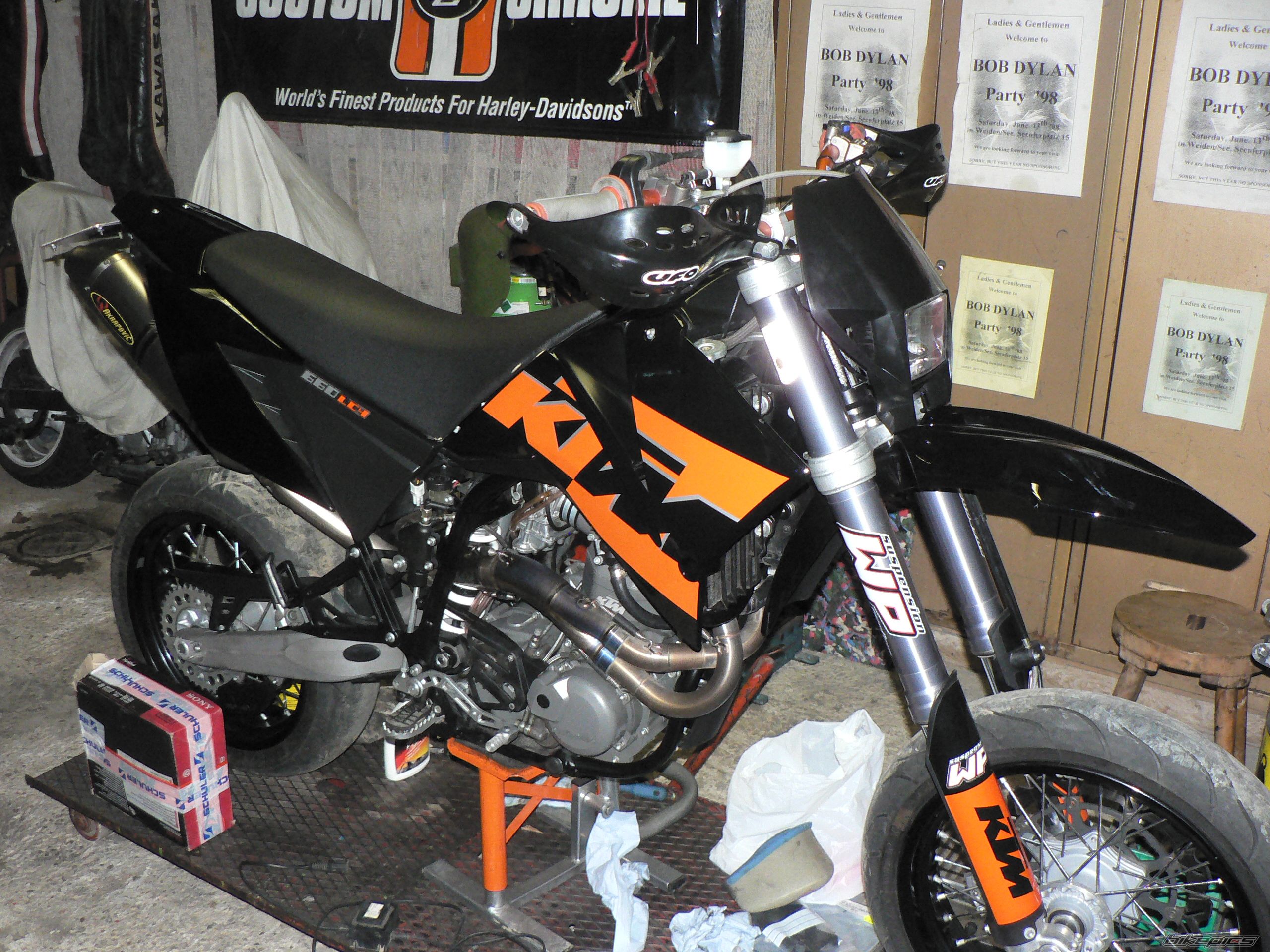 Photo 1568585
