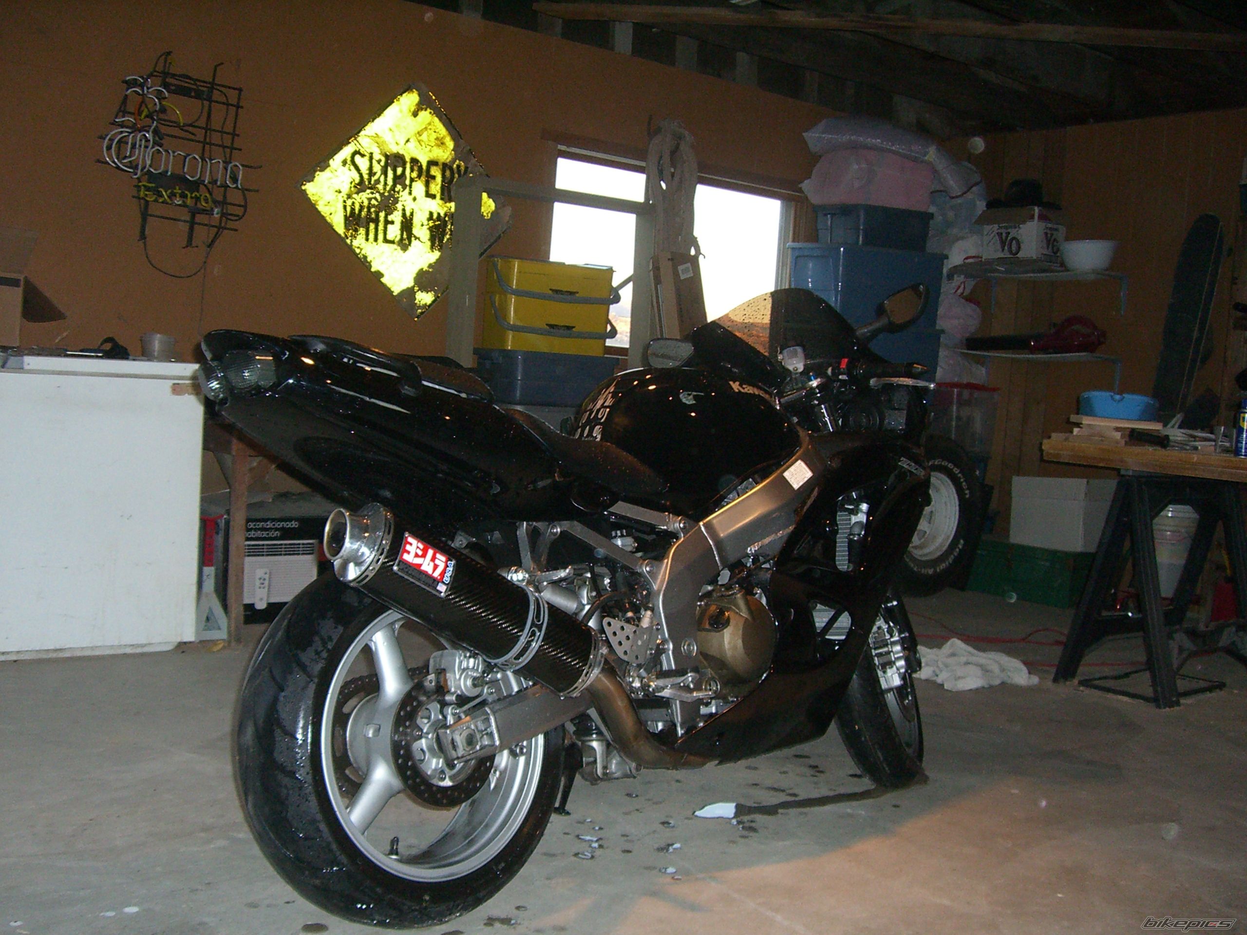 Photo 1568825