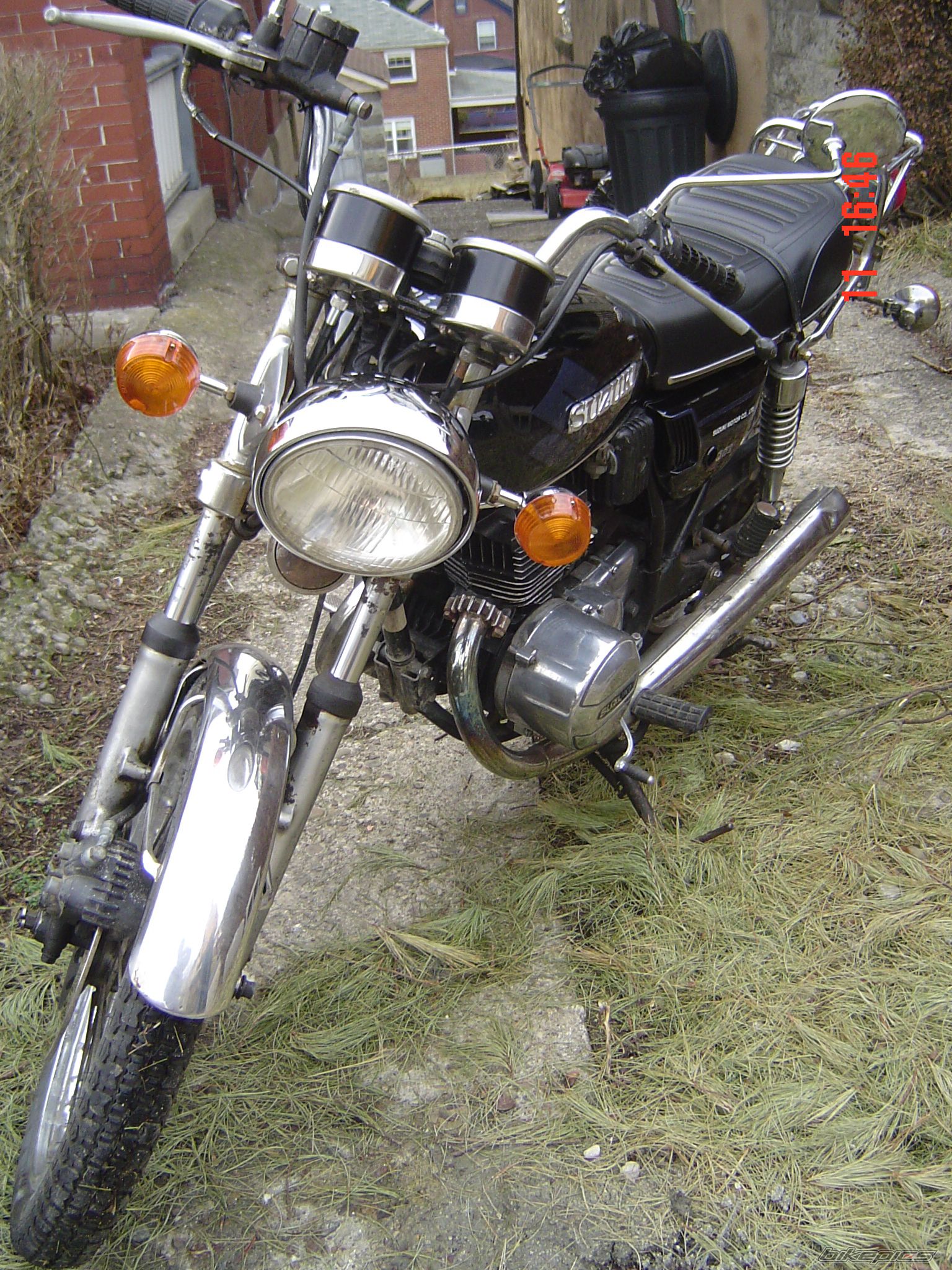 Photo 1569052