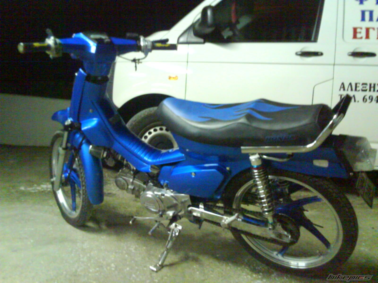 Photo 1569144
