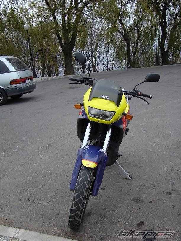 Photo 1569421