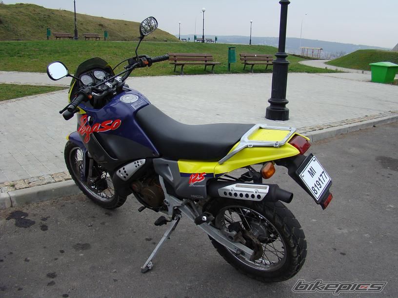 Photo 1569425