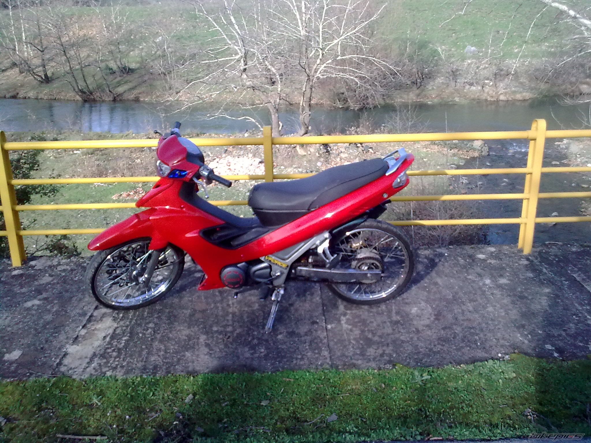 Photo 1569526