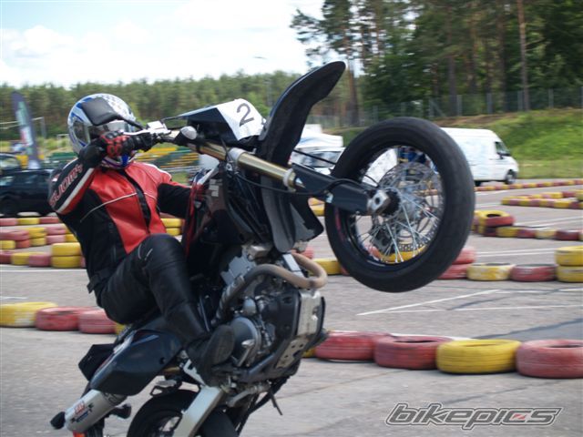 Photo 1569586