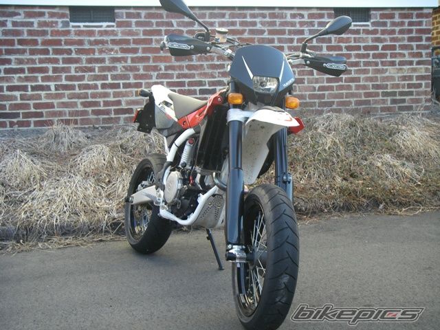 Photo 1569627