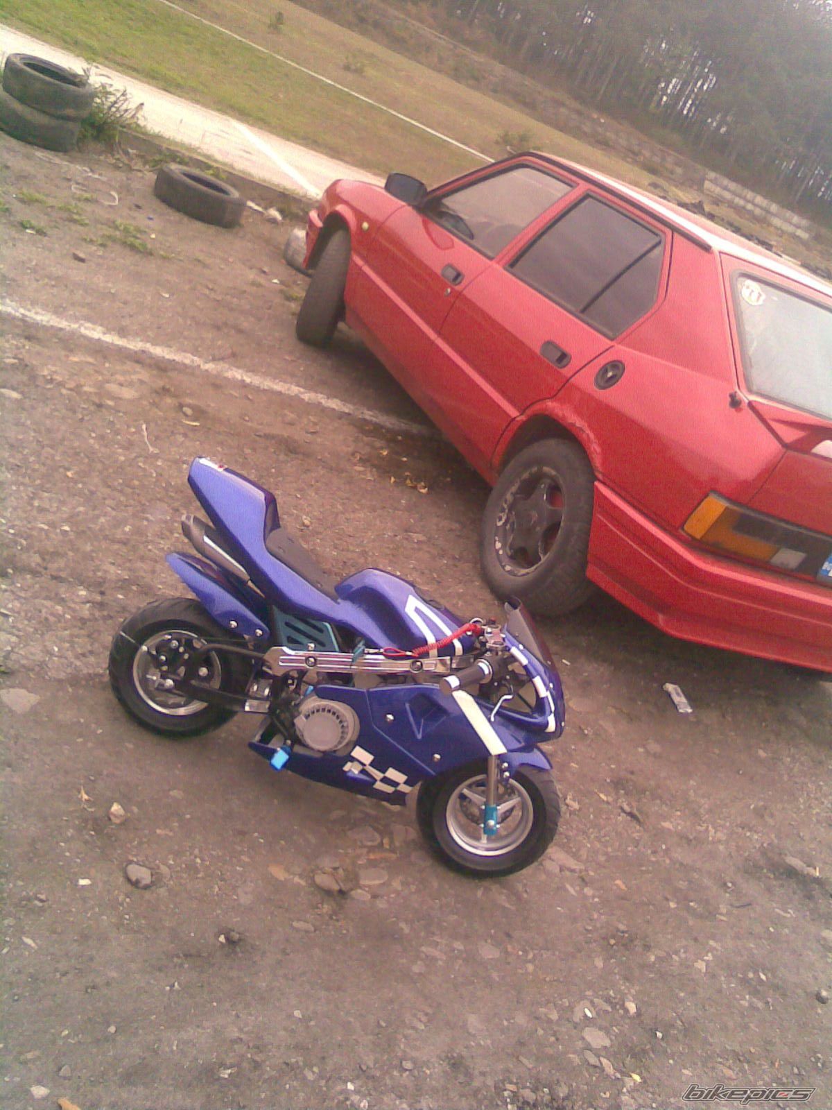 Photo 1569636