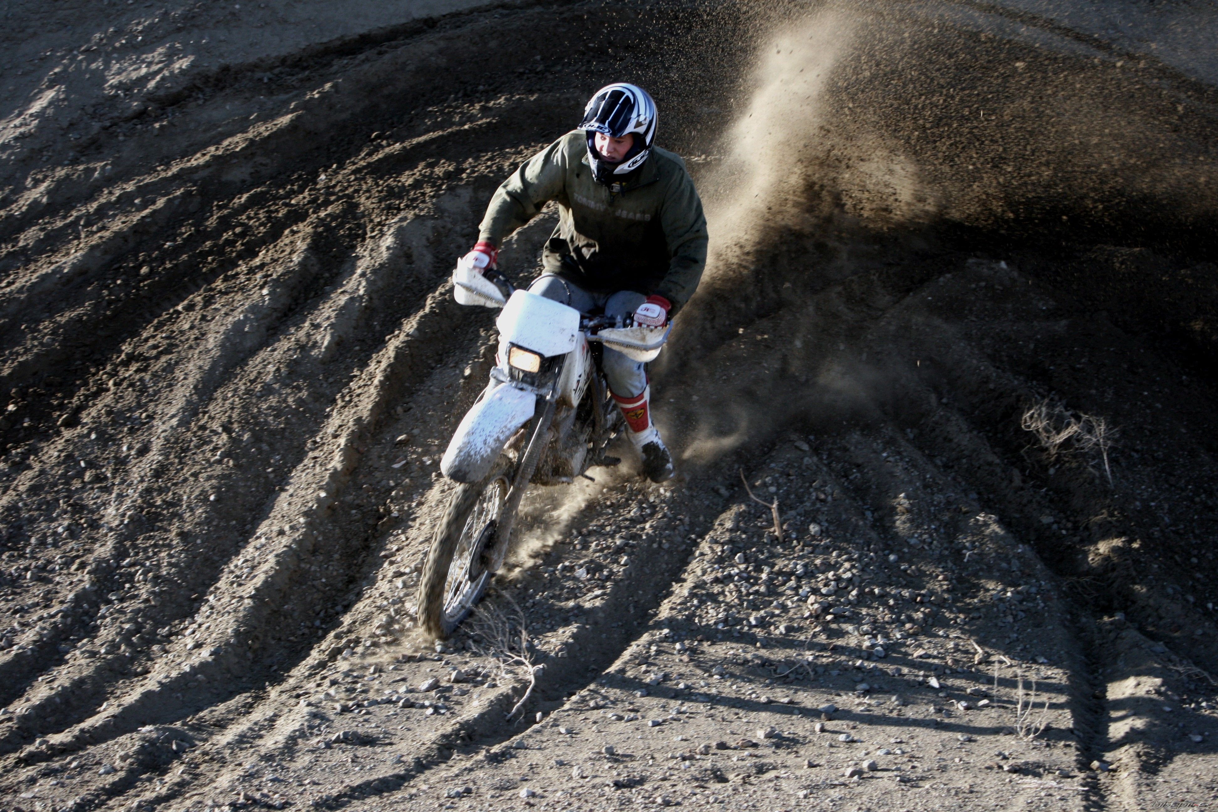 Bike Photo 1569639