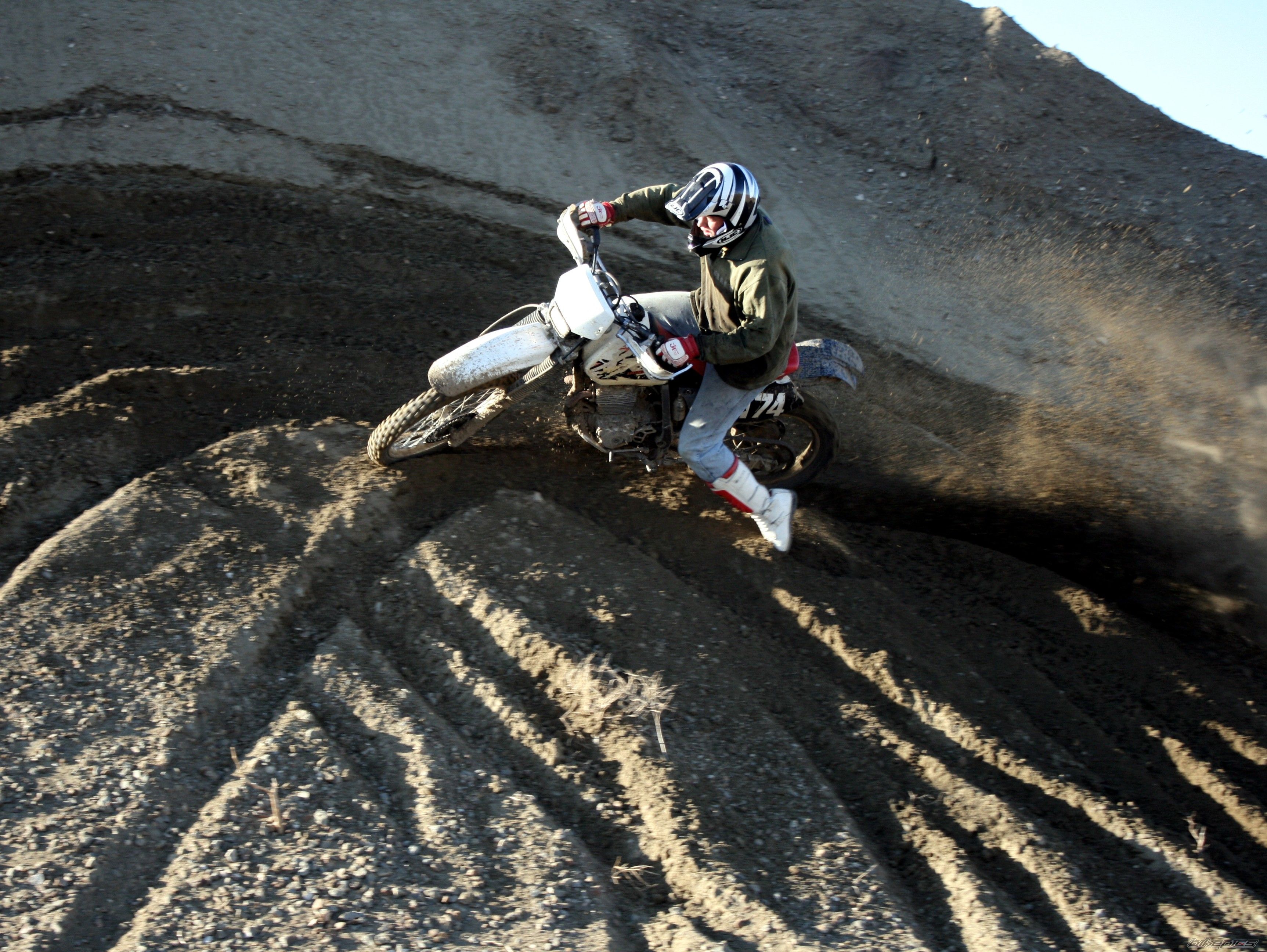 Bike Photo 1569642