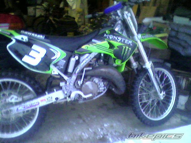 Photo 1569702