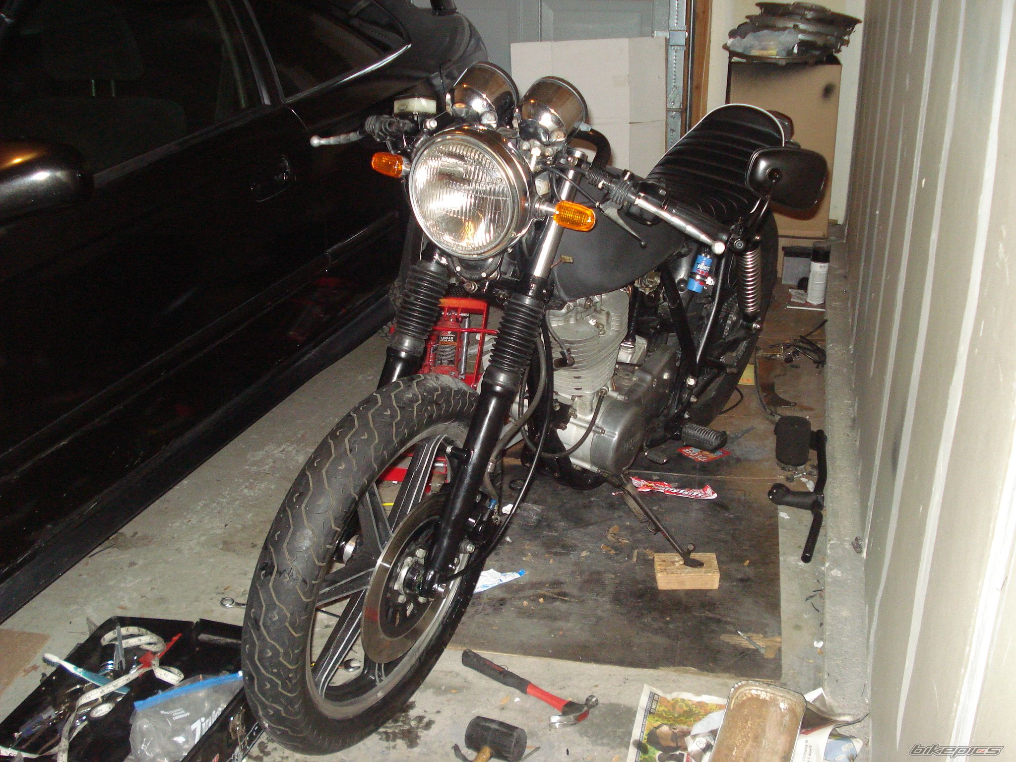 Photo 1569738