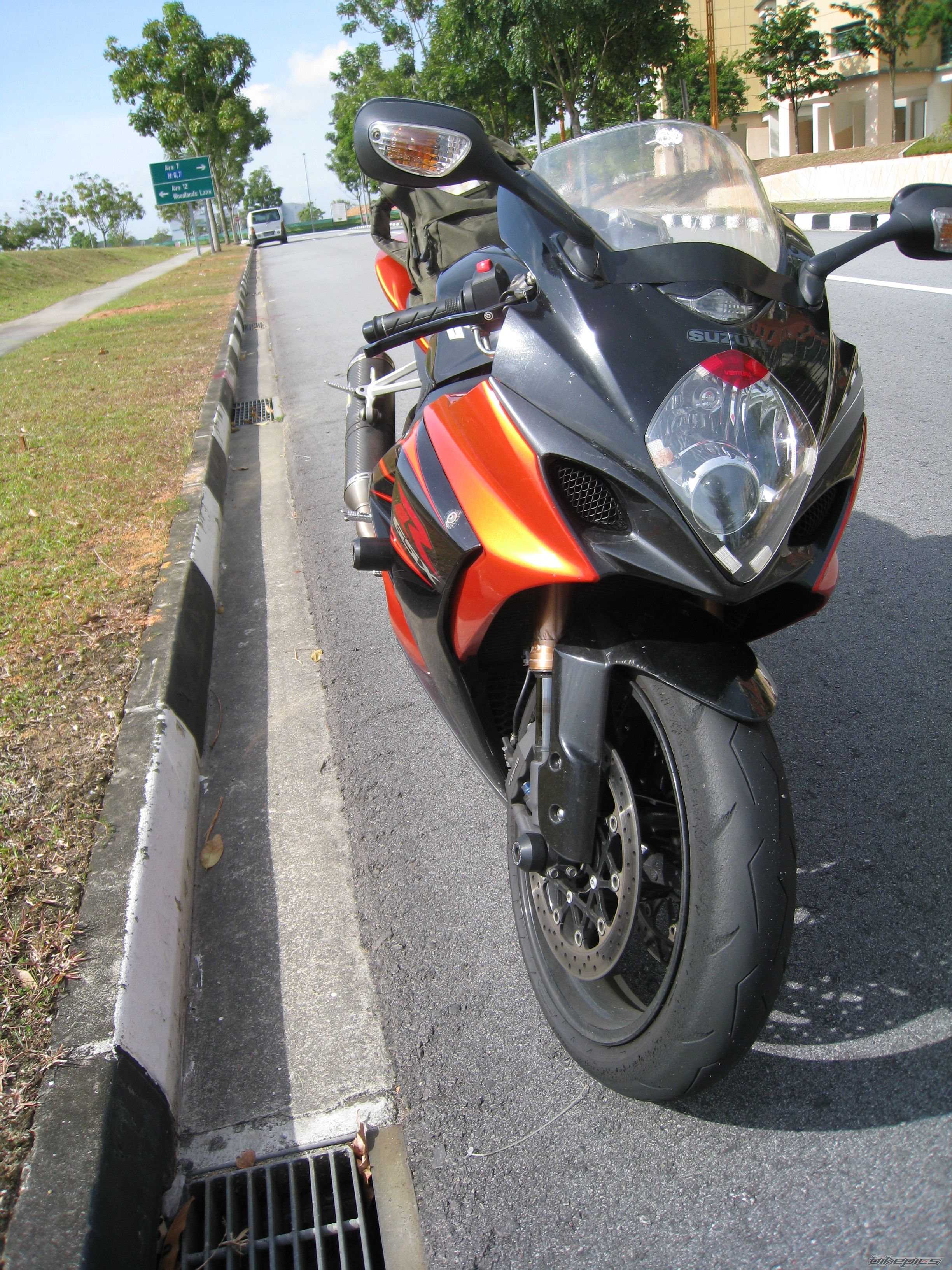 Photo 1569748