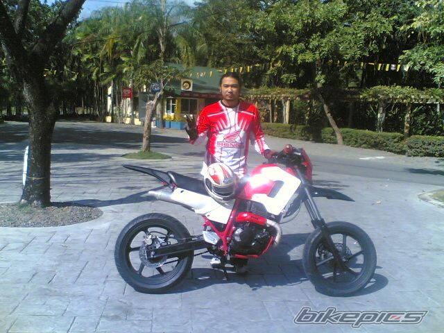 Photo 1569779