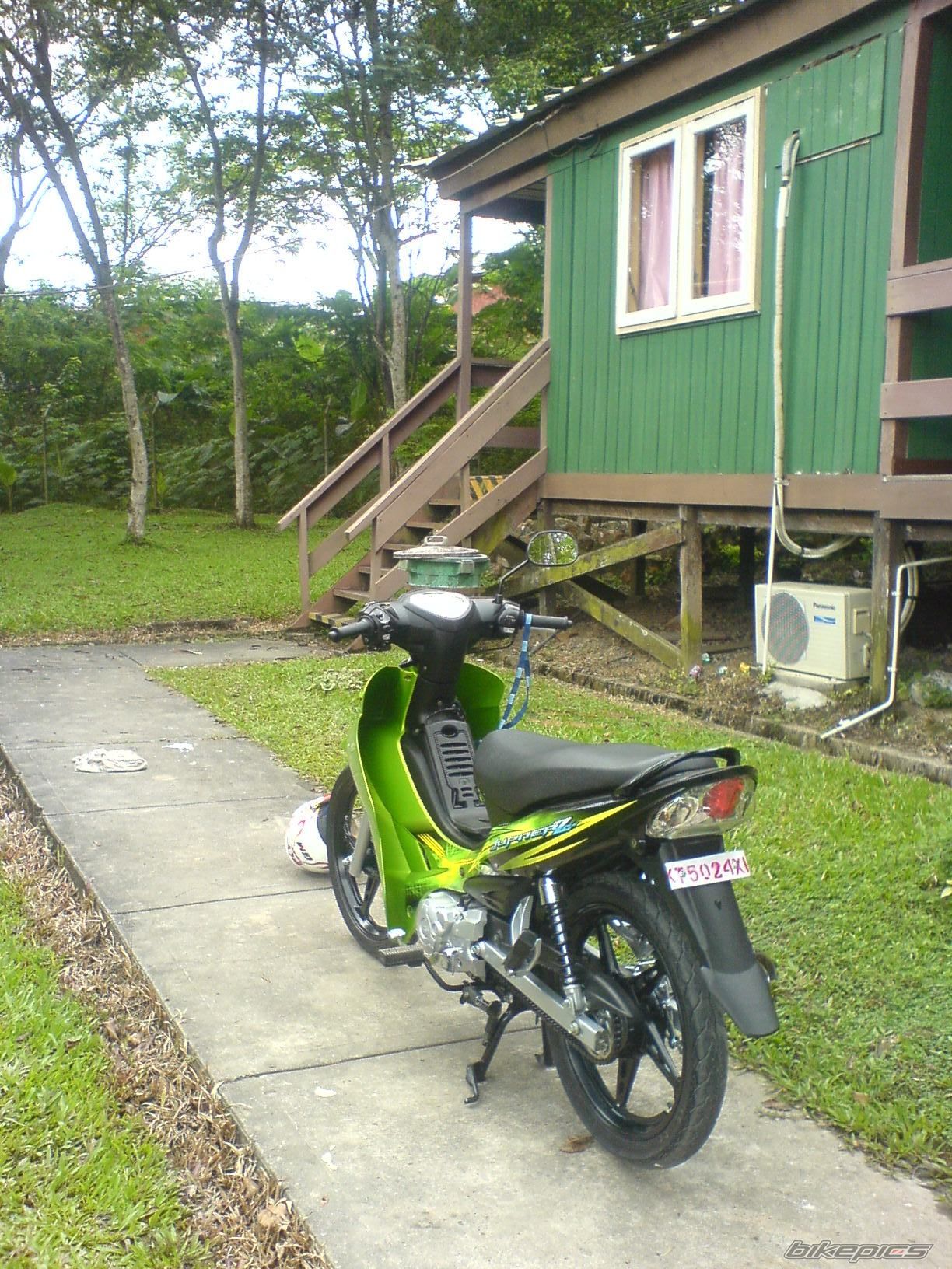 Photo 1569852