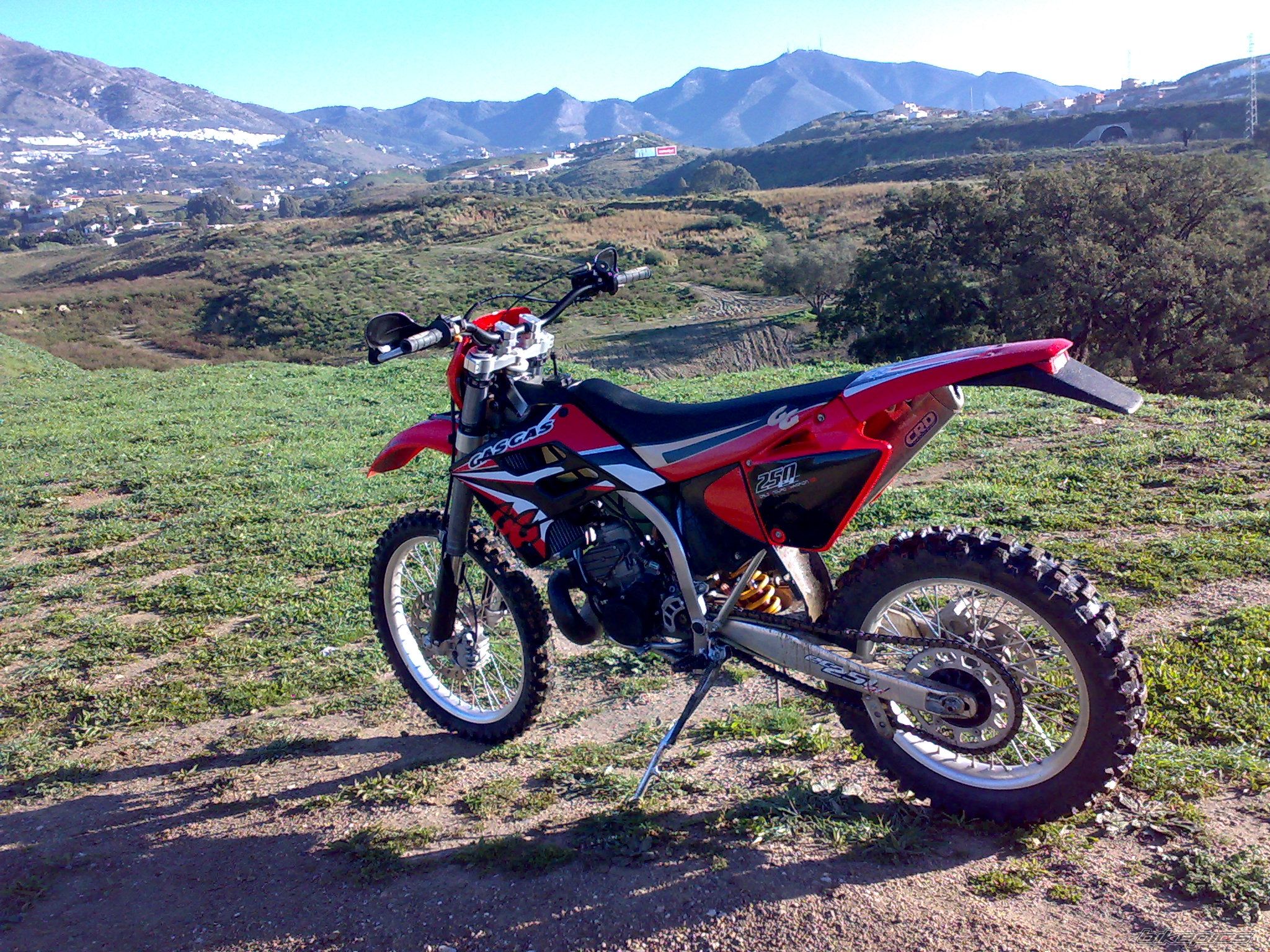 Photo 1569894