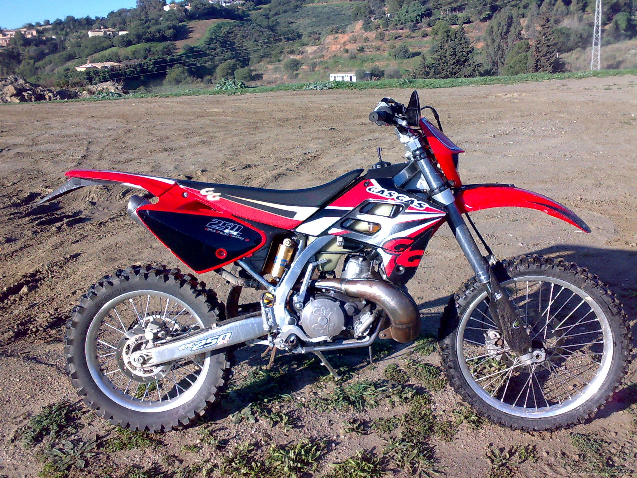 Bike Photo 1569898