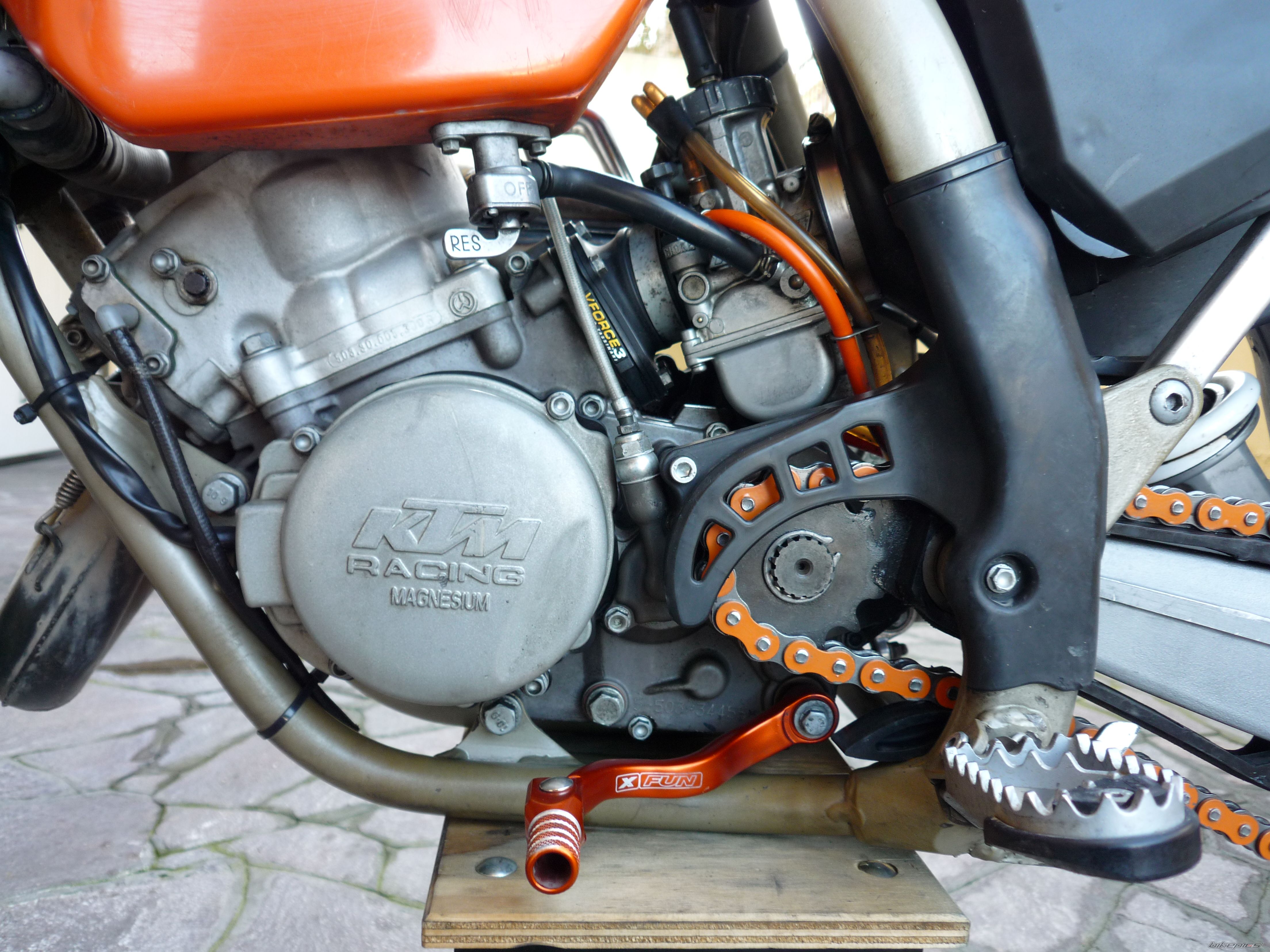 Bike Photo 1569944